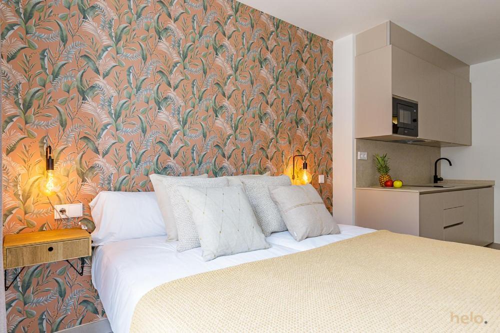 Cervantes Suites Малага Экстерьер фото
