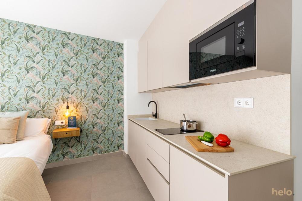 Cervantes Suites Малага Экстерьер фото