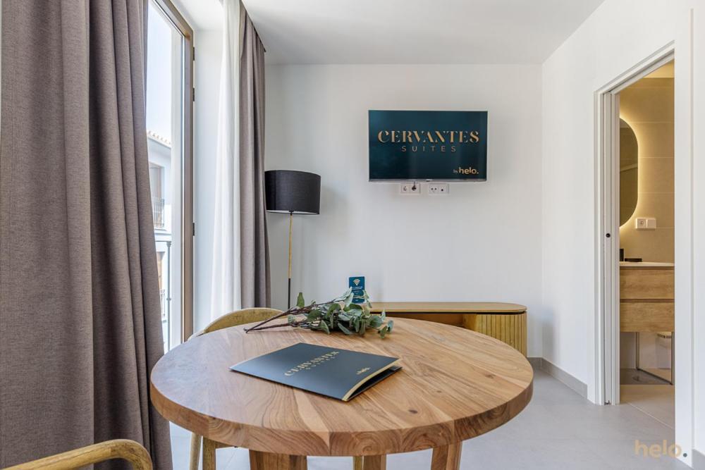 Cervantes Suites Малага Экстерьер фото