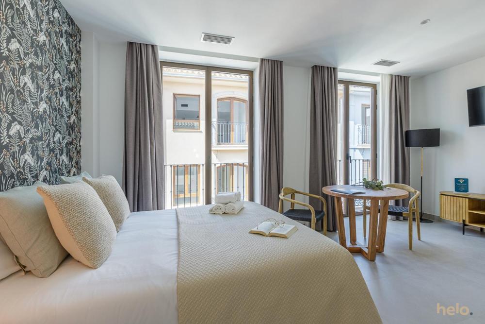 Cervantes Suites Малага Экстерьер фото